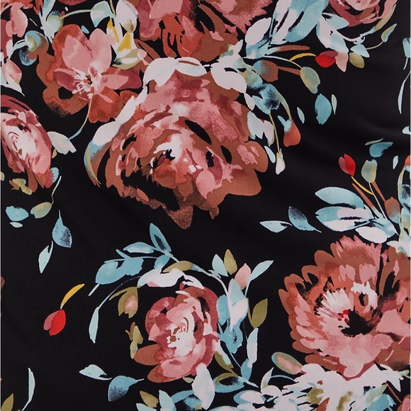 Torrid Black Floral Cardigan - Plus Size 00 - Picture 3 of 11